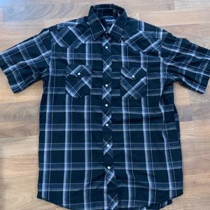 Wrangler button up